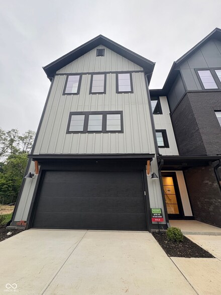 182 Midland Trace Loop, Westfield, IN 46074