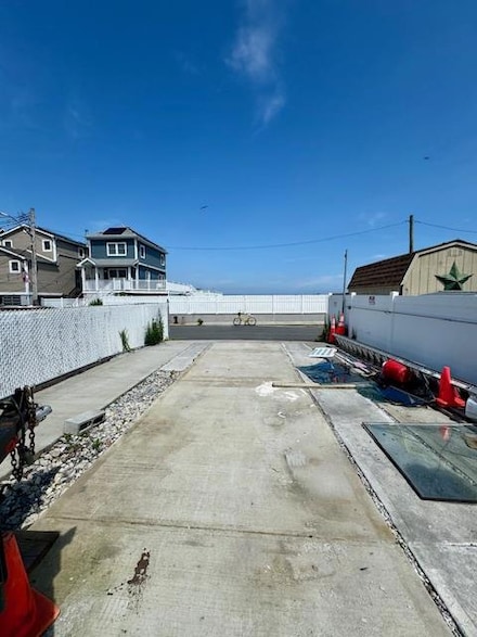 10 Channel Rd, Broad Channel, NY 11693