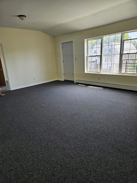 4-11 Beach 66th St, Far Rockaway, NY 11692