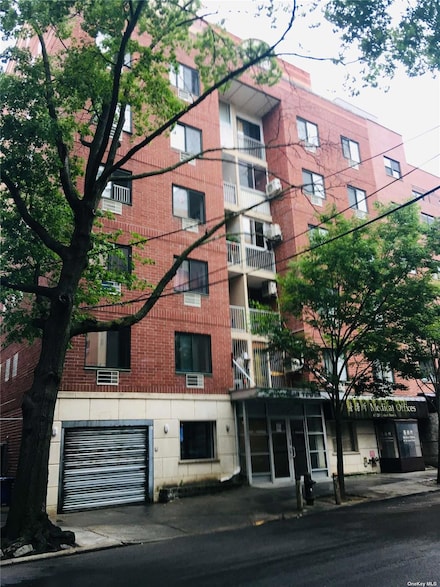 43-20 Union St Unit 7, Flushing, NY 11355