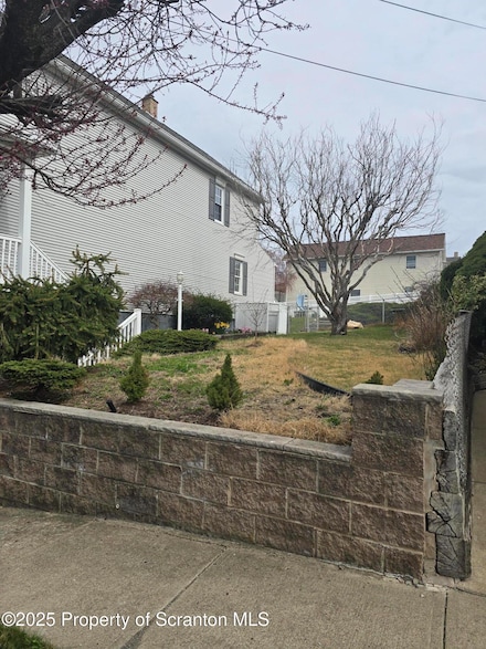 126 Hemlock St, Wilkes Barre, PA 18702
