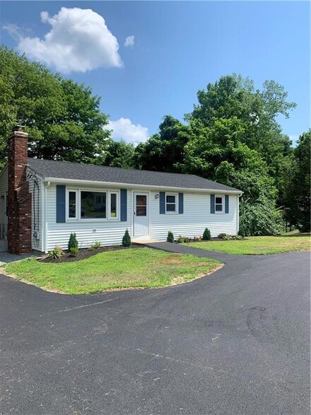 153 Pleasant View Ave, Smithfield, RI 02917