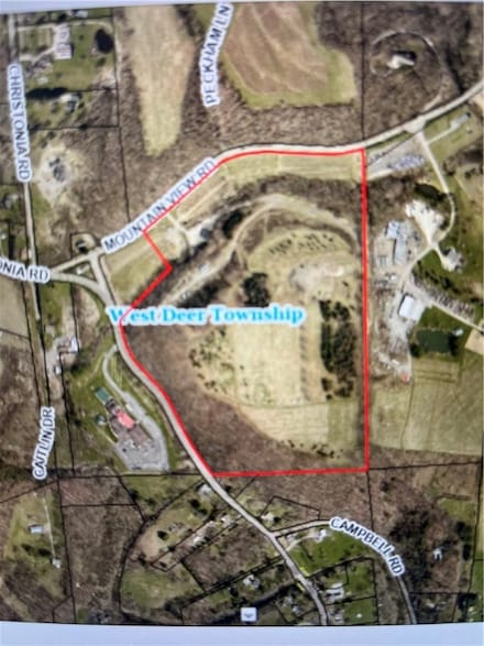 40 Mountain View Rd, Gibsonia, PA 15044