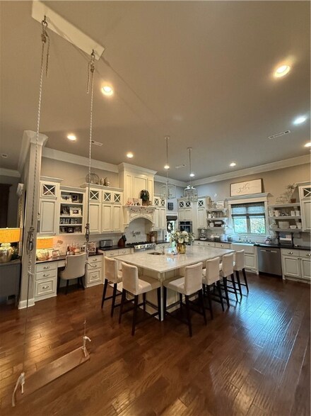 3098 Sagely Ln, Springdale, AR 72764