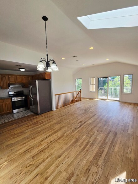 216 Kearney Ave Unit 2, Jersey City, NJ 07305