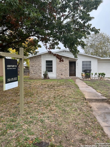 3954 Bikini Dr, San Antonio, TX 78218
