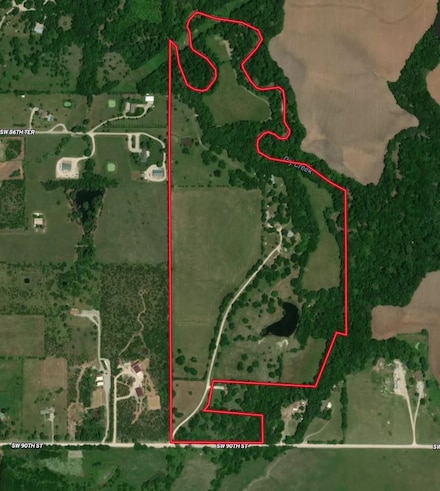 10498 SW 90th St, Augusta, KS 67010