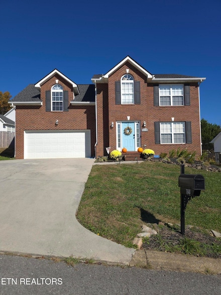 7648 Cool Breeze Dr, Knoxville, TN 37938