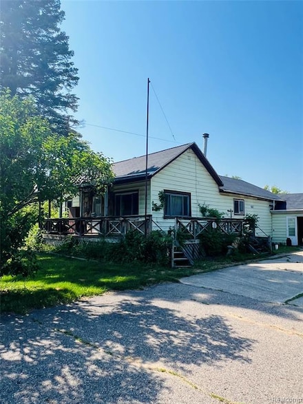 8381 Wilson Rd, Otisville, MI 48463