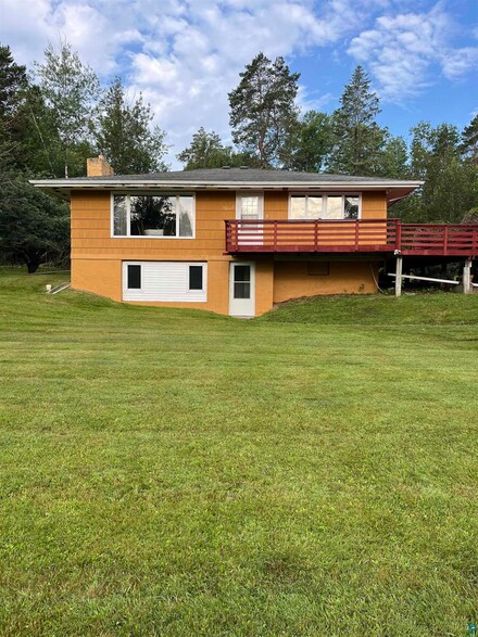 4190 Charles Rd, Duluth, MN 55803