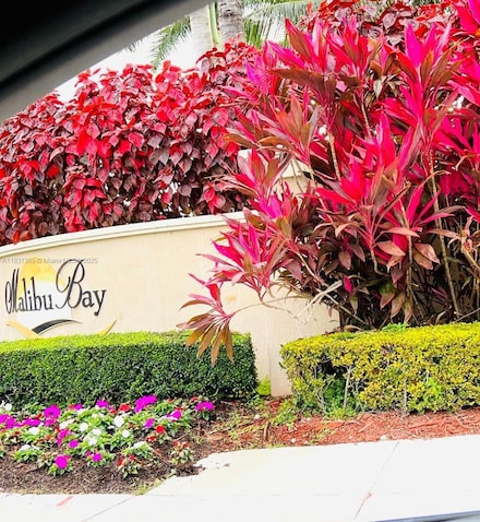 945 NE 33rd Terrace Unit 101, Homestead, FL 33033