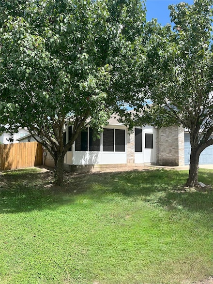 108 Bexar Forest Cove, Elgin, TX 78621