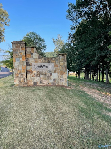 lot402 Colonial Dr, Guntersville, AL 35976