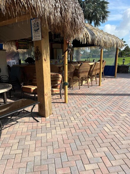 406 NW Chipshot Ln, Port Saint Lucie, FL 34986