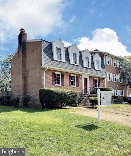 11 S Abingdon St, Arlington, VA 22204