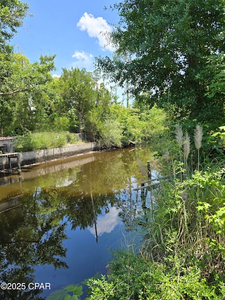 6420 Marvin Ln, Southport, FL 32409