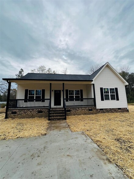 730 Sugar Plum Ln, Chester, SC 29706