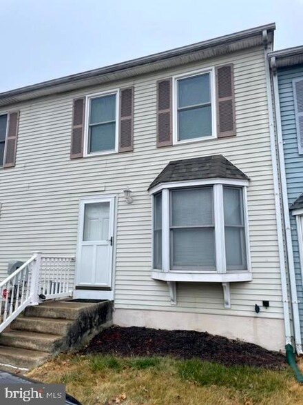 27 Ashkirk Place, Newark, DE 19702