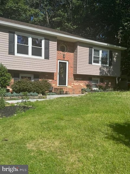 704 Candle Ridge Ct, Fredericksburg, VA 22407