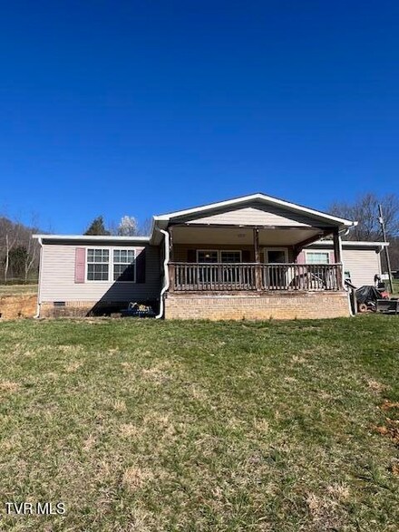 1755 Carters Valley Rd, Surgoinsville, TN 37873