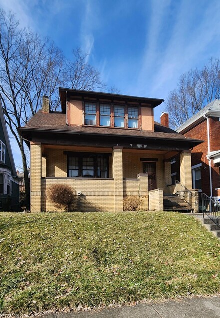 379 Morrison Ave, Columbus, OH 43205