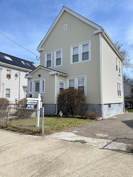45 Harvard St, Malden, MA 02148