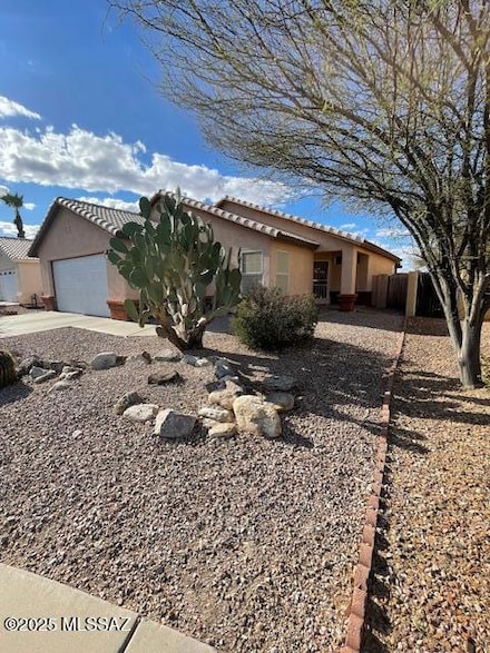 7070 W Hunnington Dr, Tucson, AZ 85743