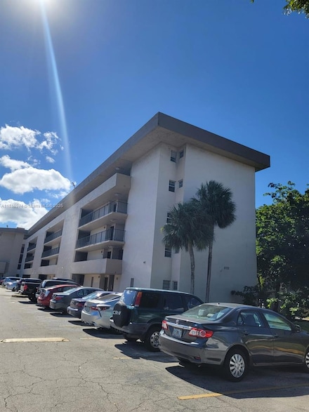 870 NW 87th Ave Unit 310, Miami, FL 33172