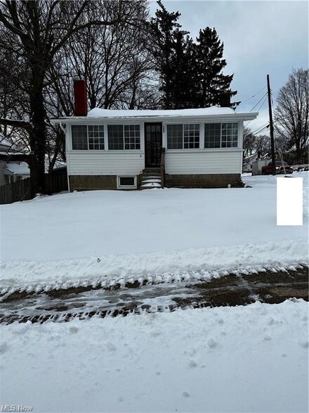 200 Park Ave, Chardon, OH 44024