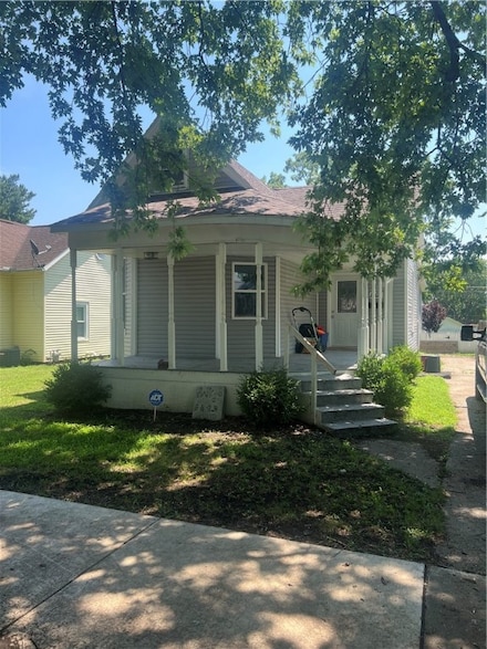 1005 Edgar Ave, Mattoon, IL 61938