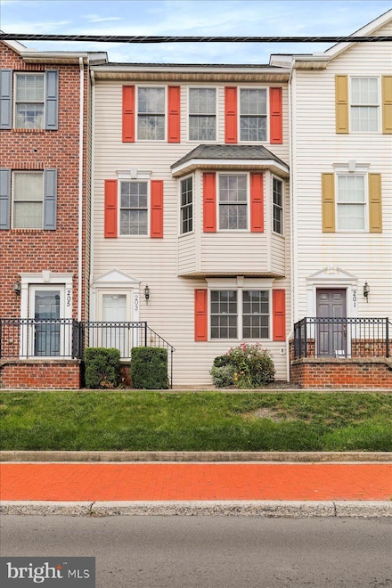 203 Decatur St, Cumberland, MD 21502