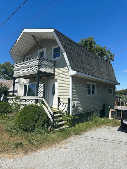 497 Lake Rd, Saint Albans, VT 05478