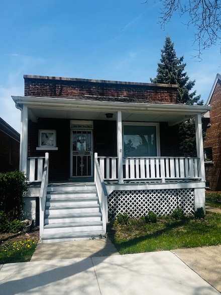 4744 W Deming Place, Chicago, IL 60639