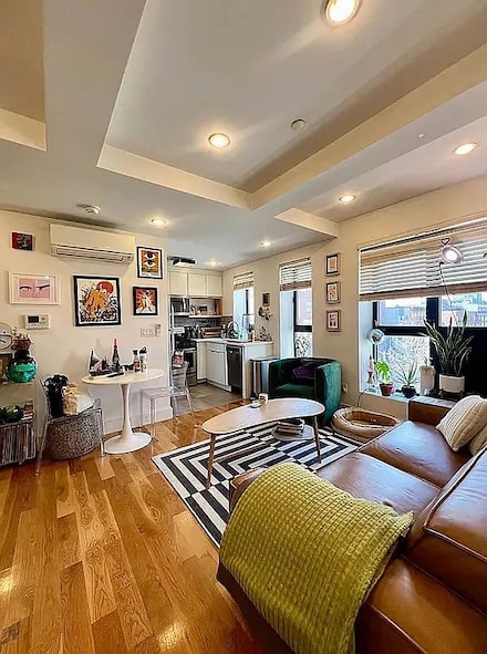 766 Lafayette Ave Unit 2B, Brooklyn, NY 11221