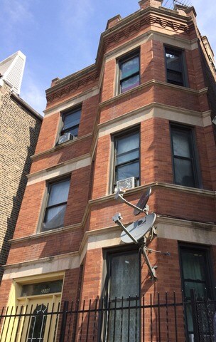 2236 W 21st St, Chicago, IL 60608