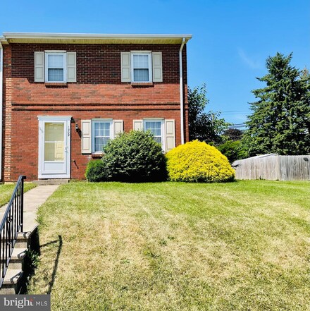 1909 Andre Ct, Reading, PA 19610