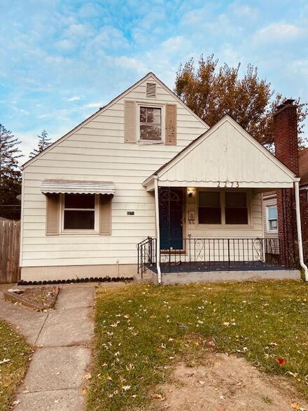 2273 Homestead Dr, Columbus, OH 43211