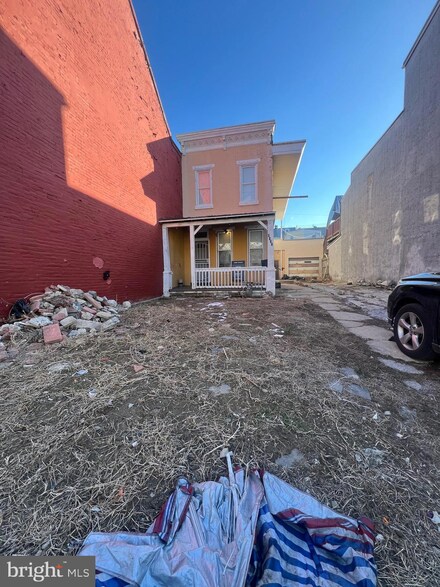 1327 Mulberry St, Reading, PA 19604