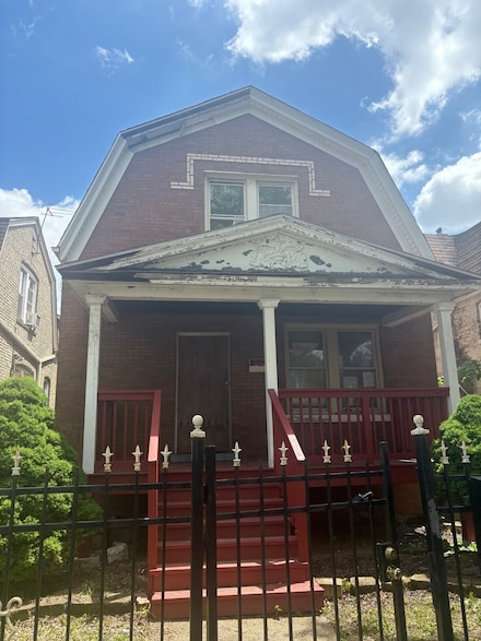 937 N Kedvale Ave, Chicago, IL 60651