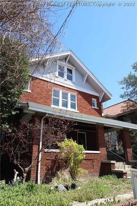1410 Lee St E, Charleston, WV 25301