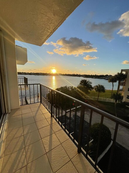 301 Croton 404 Ave Unit 404, Lantana, FL 33462