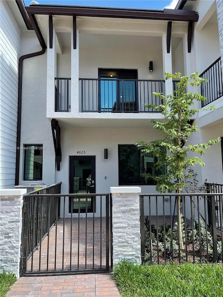 4625 NW 83rd Path Unit 4625, Doral, FL 33166