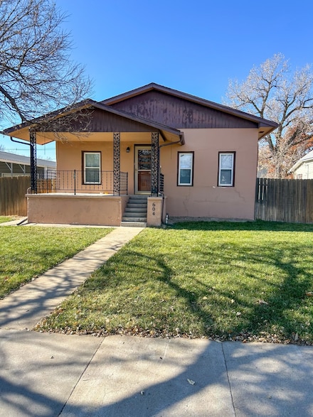 604 N 2nd Ave, Norton, KS 67654