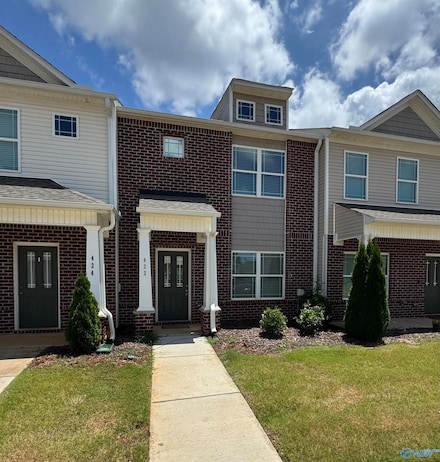 422 Falls Pointe, the Promenade at River Landing, AL 35756