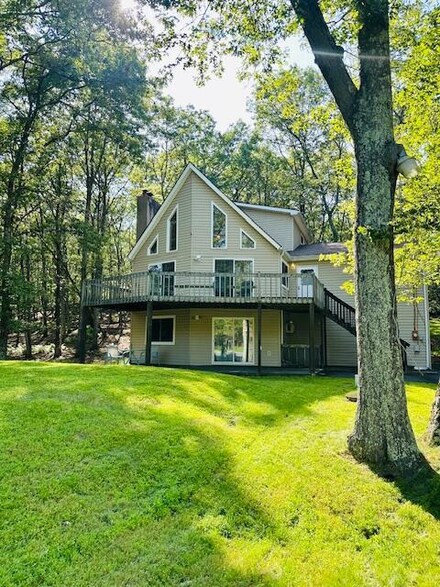 2383 Eagle Path, Bushkill, PA 18324