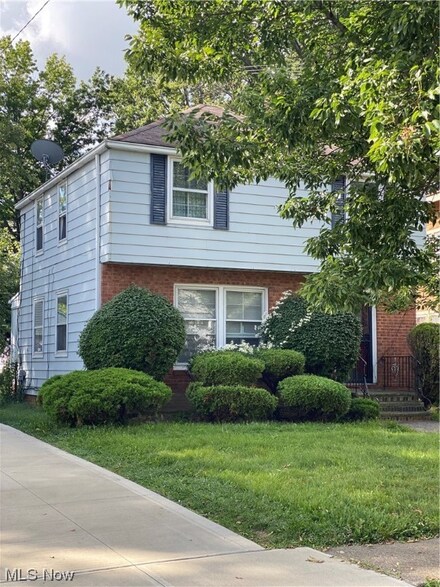 20170 Ardwell Dr, Euclid, OH 44123