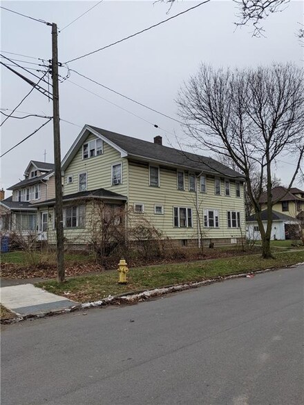 619 Glenwood Ave, Rochester, NY 14613