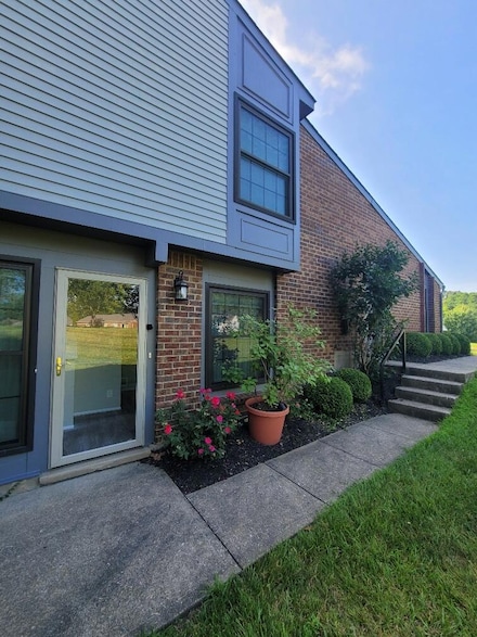 122 Whitney Ct, Crestview Hills, KY 41017
