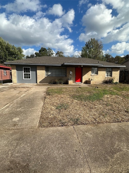 4836 Werner St, Houston, TX 77022