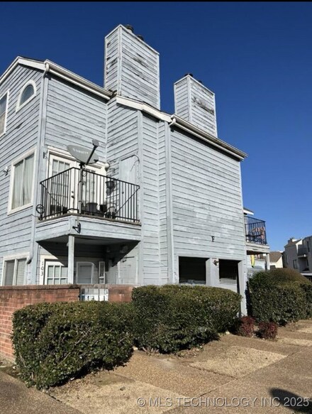 1802 E 66th Place Unit F 111, Tulsa, OK 74136